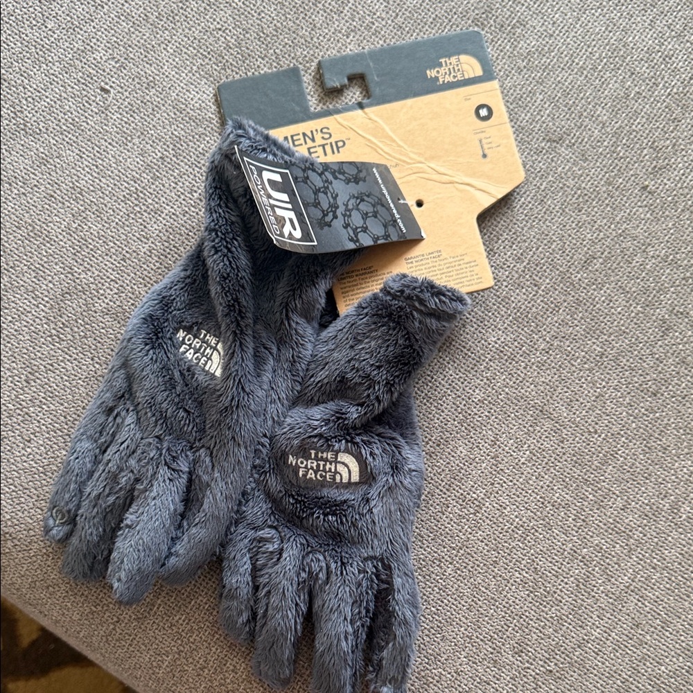 The North Face Charcoal Fleece Gloves NWT